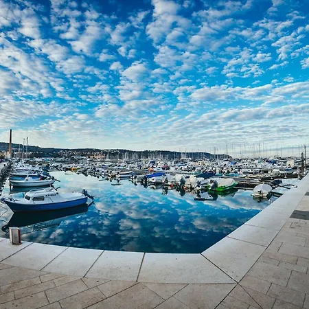 Apartman Apartma Sukalo V Centru Izole - Apartment Sukalo In The Heart Of Izola *